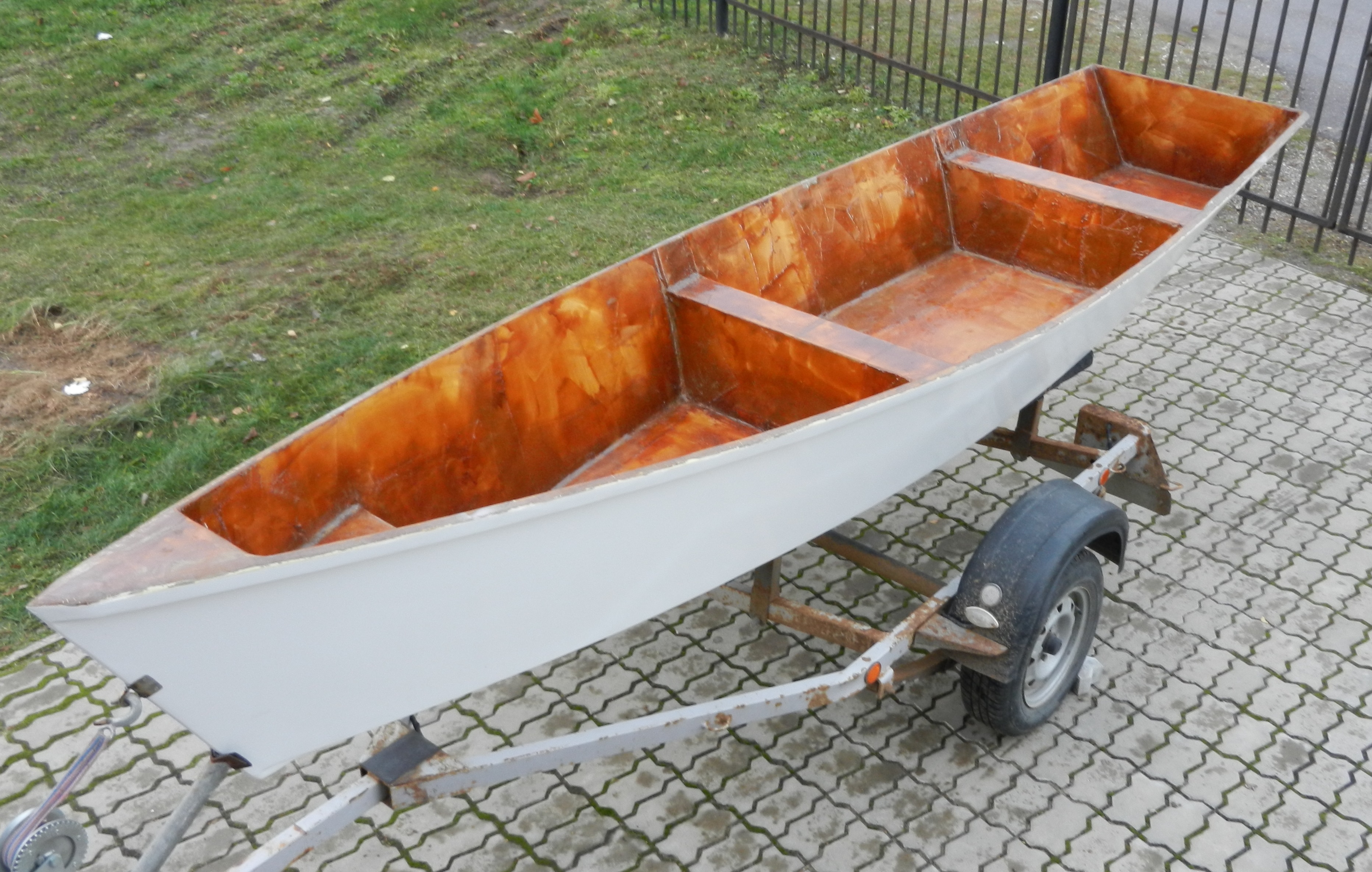 Лодка ЛФМ-48